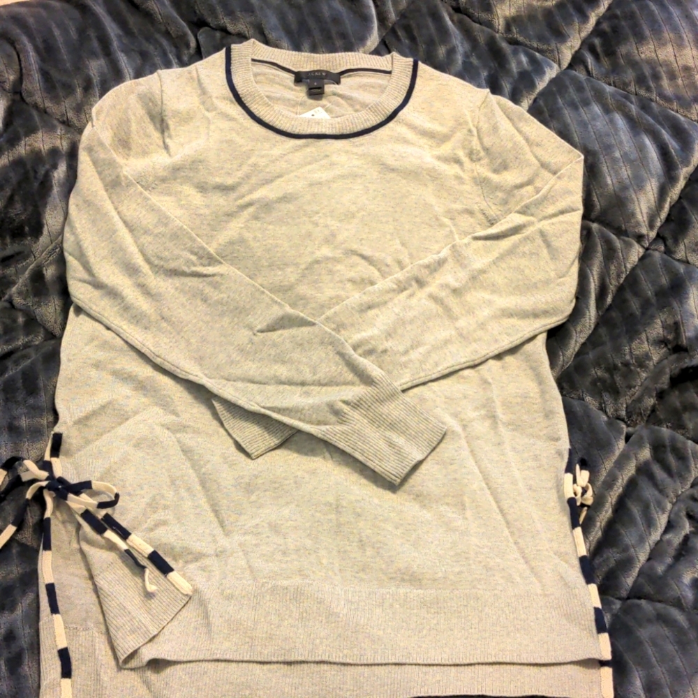 J crew 100 % merino wool sweater